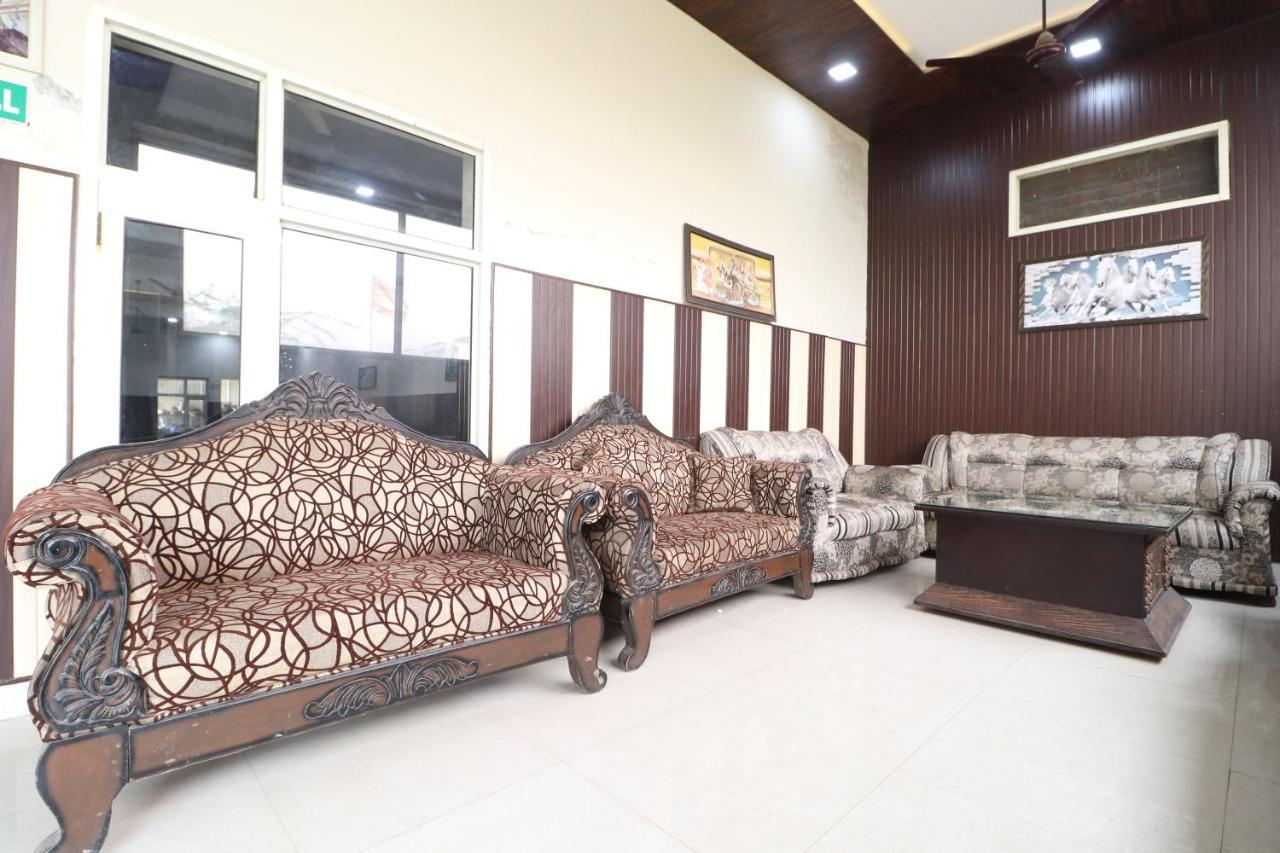 Hotel Oyo 28338 New Life à Banur Extérieur photo